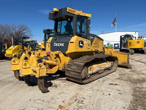 Image of John Deere 750L LGP equipment image 4