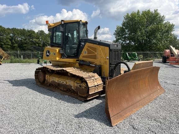 Image of John Deere 750L equipment image 4
