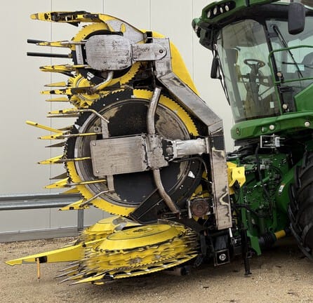 2021 John Deere 770 Equipment Image0