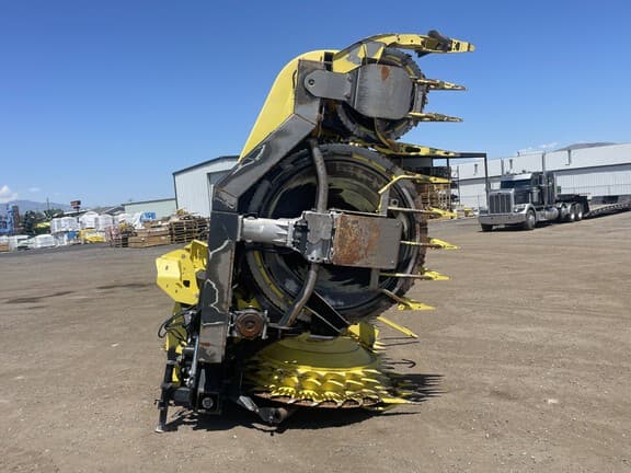 Image of John Deere 770 equipment image 3