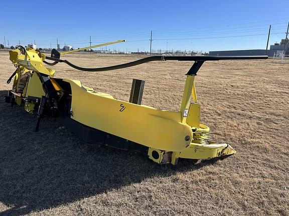 Image of John Deere 770 equipment image 2