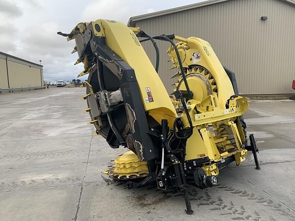 Image of John Deere 770 equipment image 2