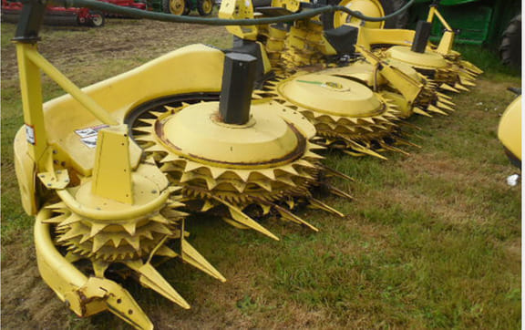 2021 John Deere 770 Equipment Image0