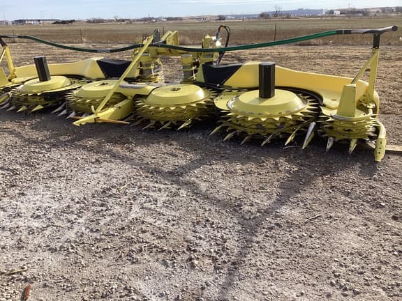 Image of John Deere 770 equipment image 3