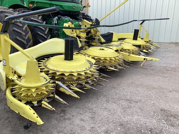 2021 John Deere 770 Equipment Image0