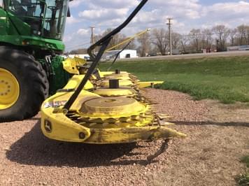 Main image John Deere 772