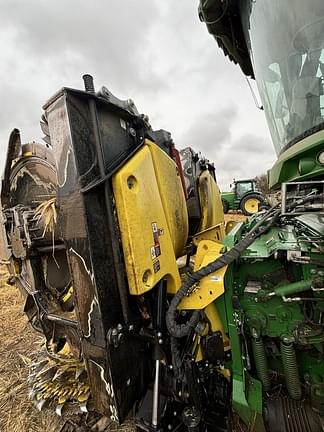 Image of John Deere 772 equipment image 4