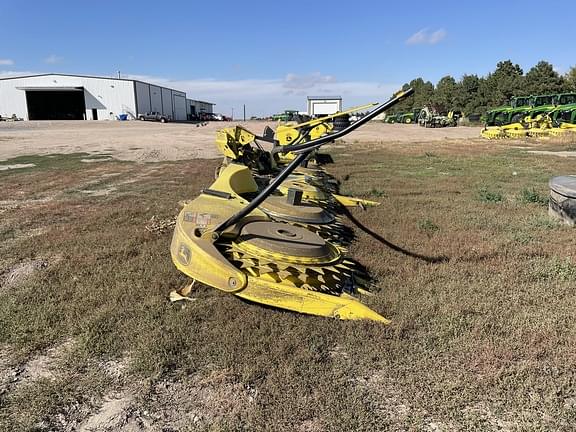 Image of John Deere 772 equipment image 3