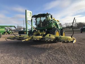 2021 John Deere 772 Image