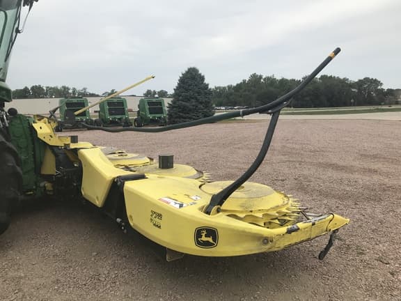 Image of John Deere 772 equipment image 4