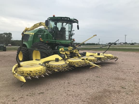 Image of John Deere 772 equipment image 2