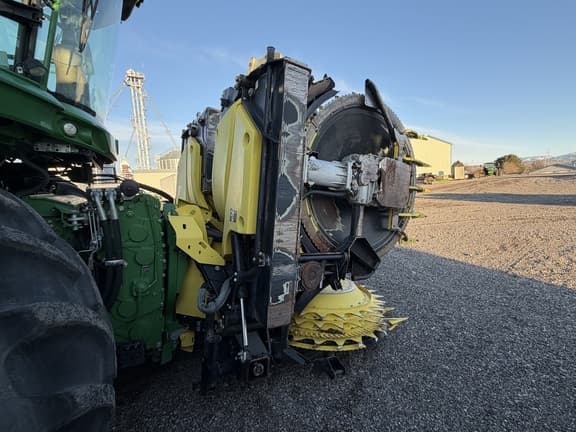 Image of John Deere 772 equipment image 4