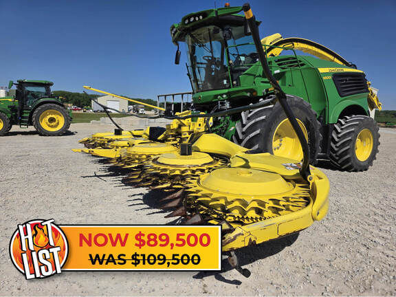 2021 John Deere 772 Equipment Image0
