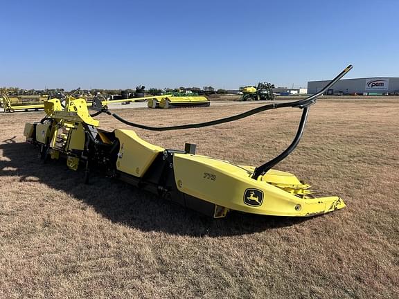 Image of John Deere 772 equipment image 2