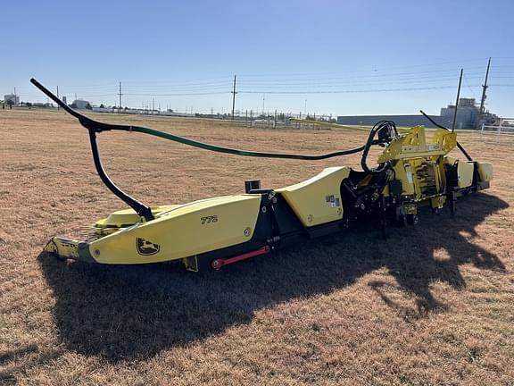 Image of John Deere 772 equipment image 3
