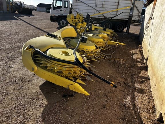 Image of John Deere 772 Primary image