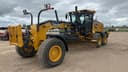 2021 John Deere 772G Image