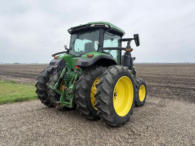 Image of John Deere 7R 210 equipment image 4