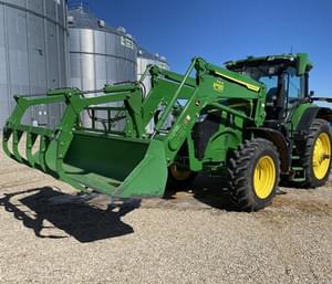 2021 John Deere 7R 210 Image