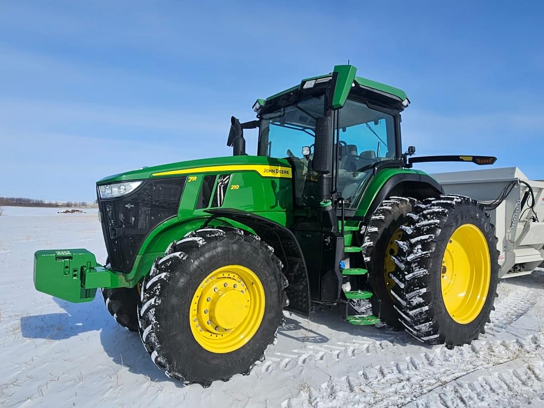 Image of John Deere 7R 210 Primary image