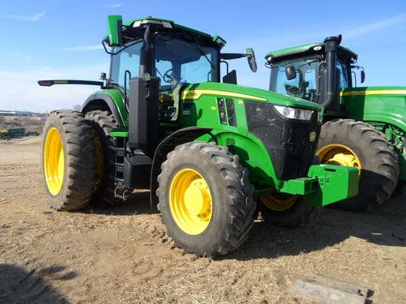 2021 John Deere 7R 210 Equipment Image0