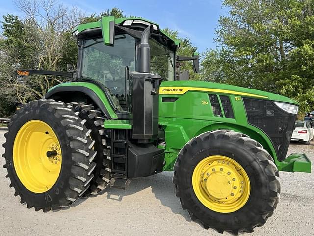 Image of John Deere 7R 210 equipment image 1