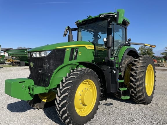 Main image John Deere 7R 210
