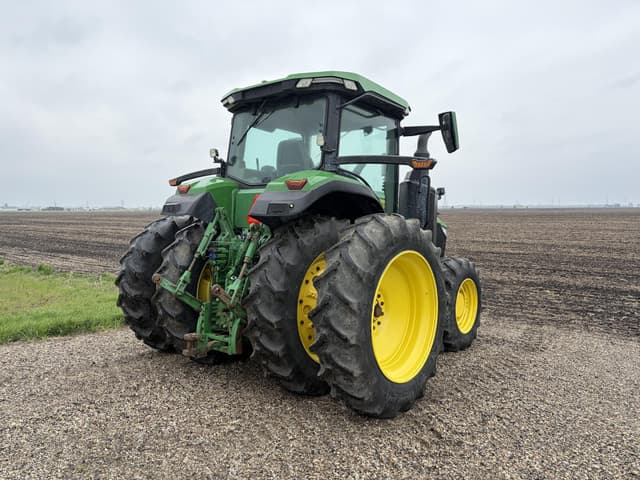 Image of John Deere 7R 210 equipment image 4