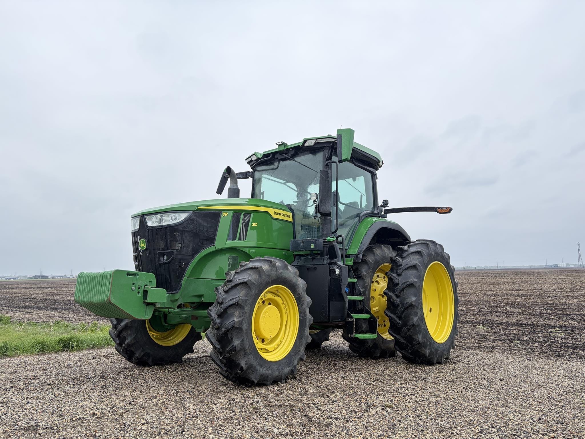 2021 John Deere 7R 210 Equipment Image0