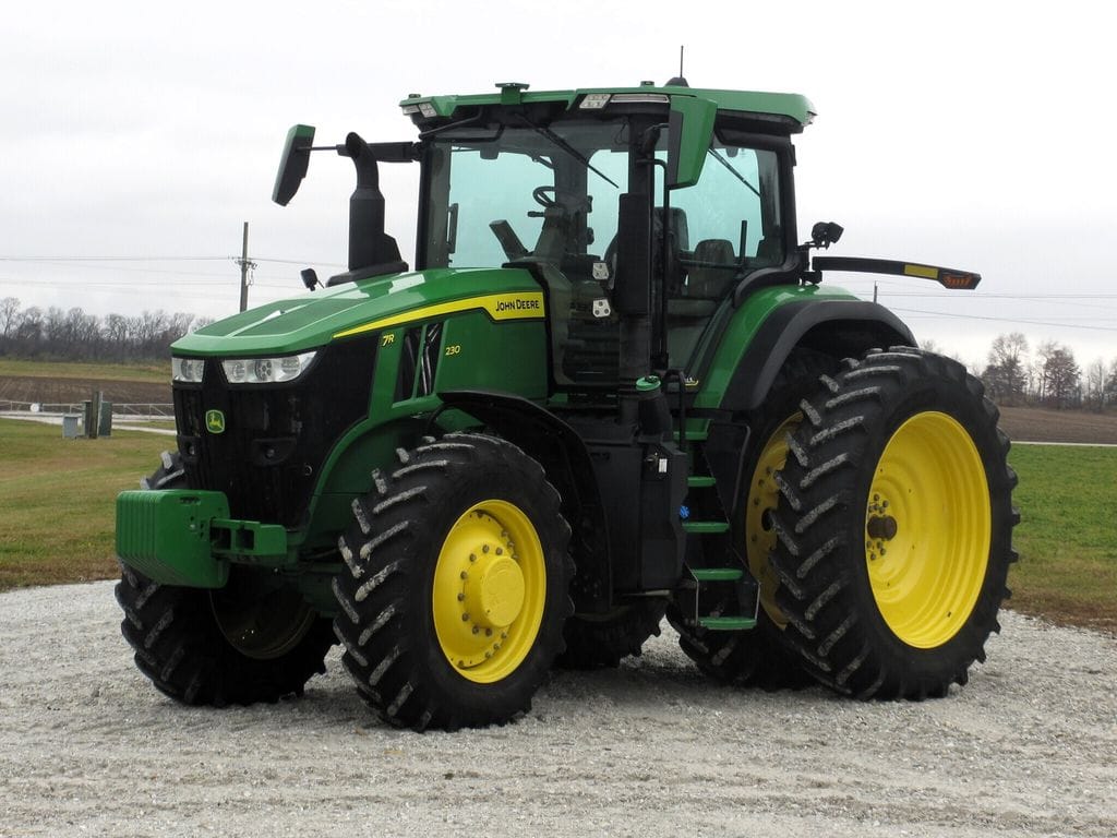 2021 John Deere 7R 230 Equipment Image0