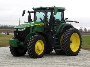 2021 John Deere 7R 230 Image