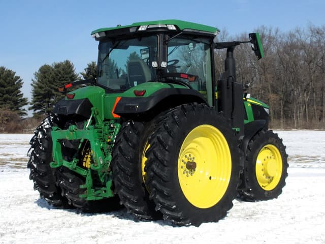 Image of John Deere 7R 230 equipment image 4