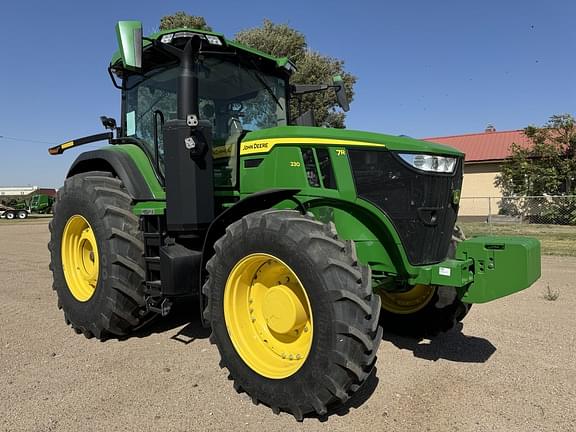 Image of John Deere 7R 230 equipment image 1