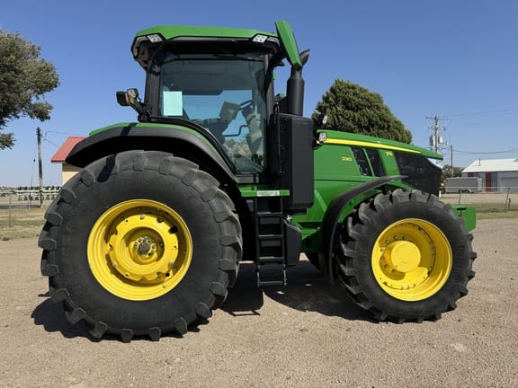 Main image John Deere 7R 230