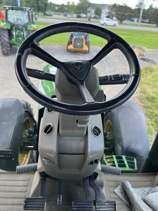 Image of John Deere 7R 230 equipment image 1