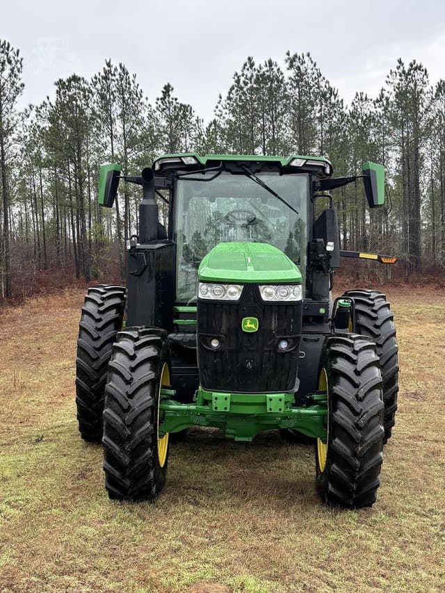 Image of John Deere 7R 230 equipment image 2