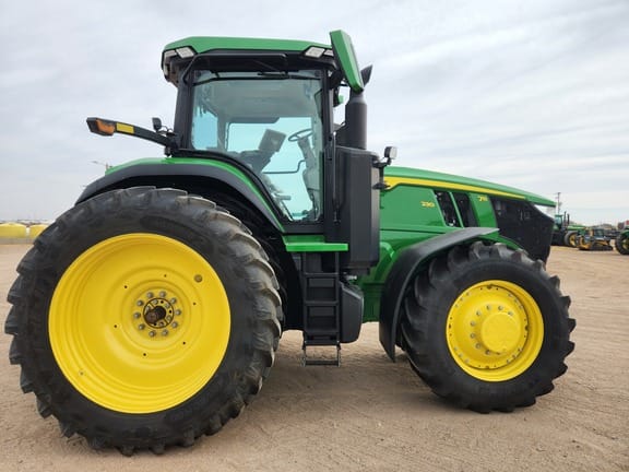 Main image John Deere 7R 230