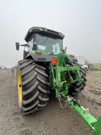 Image of John Deere 7R 230 equipment image 1