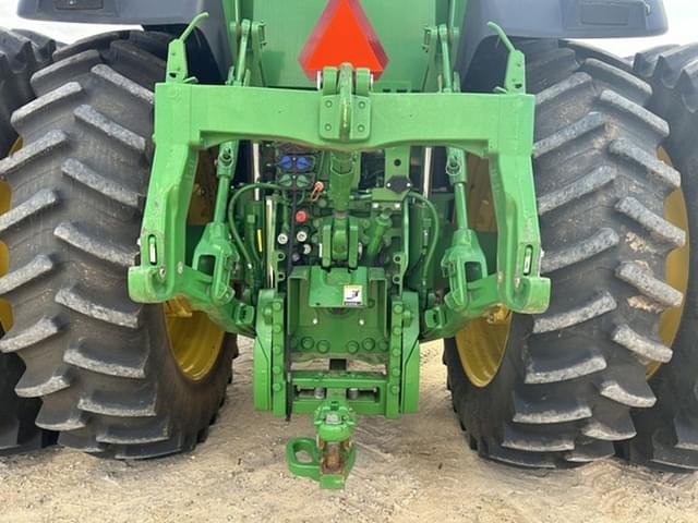 Image of John Deere 7R 230 equipment image 3