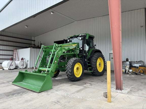 2021 John Deere 7R 230 Equipment Image0