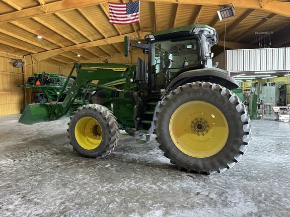 Image of John Deere 7R 230 equipment image 3