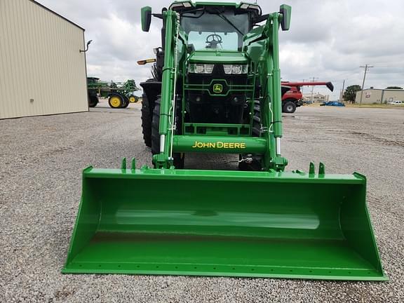 Image of John Deere 7R 230 equipment image 2