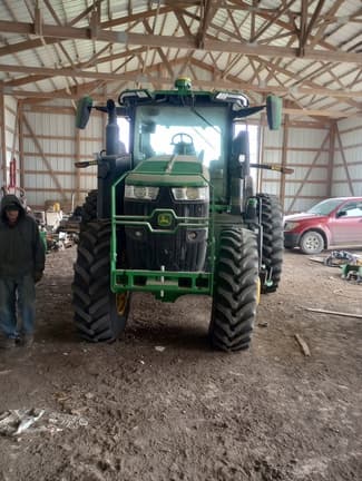 Image of John Deere 7R 230 equipment image 2