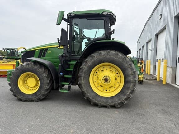 Image of John Deere 7R 250 equipment image 4