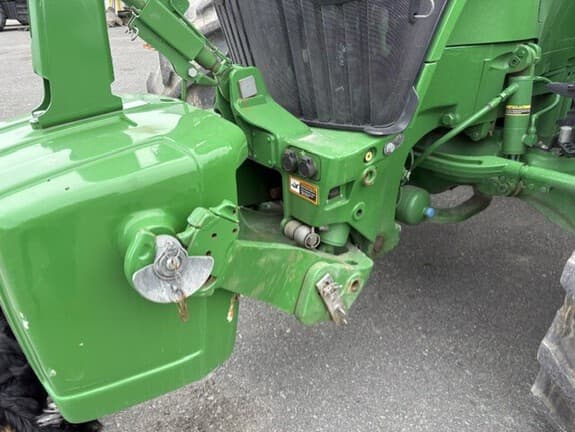 Image of John Deere 7R 250 equipment image 3