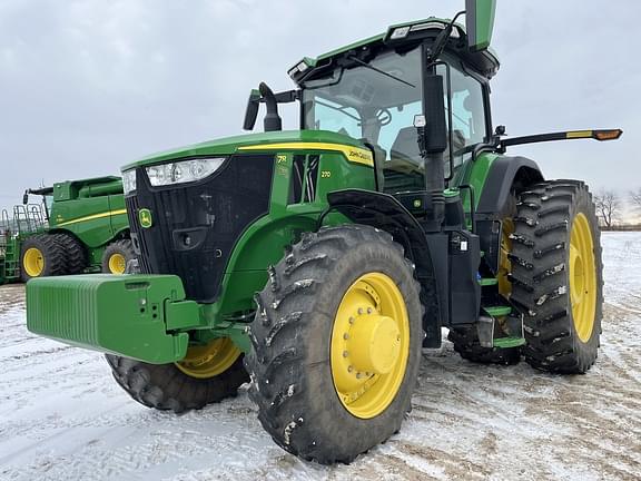 Image of John Deere 7R 270 equipment image 2