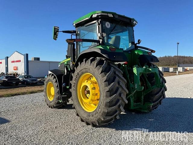 Image of John Deere 7R 310 equipment image 2