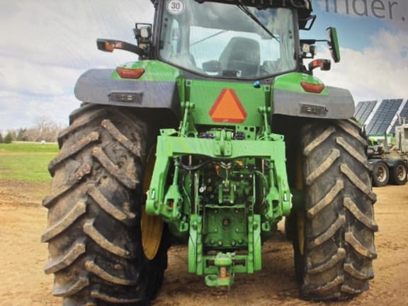 Image of John Deere 7R 330 equipment image 4
