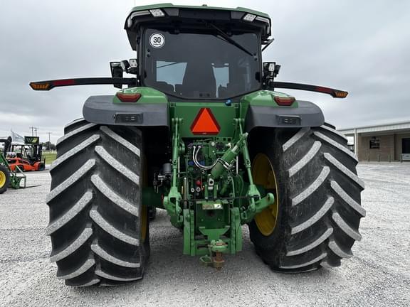Image of John Deere 7R 330 equipment image 3