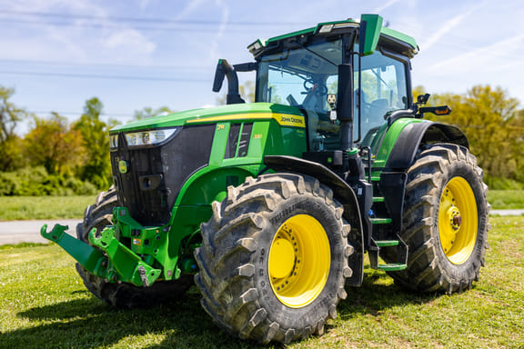 2021 John Deere 7R 330 Equipment Image0